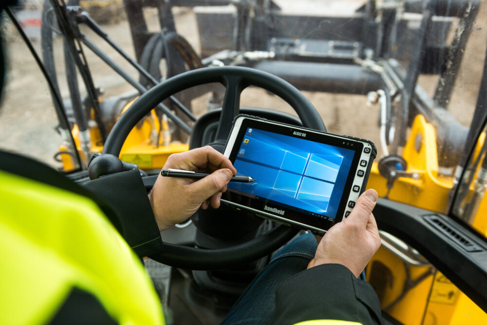 Handheld ALGIZ 8X